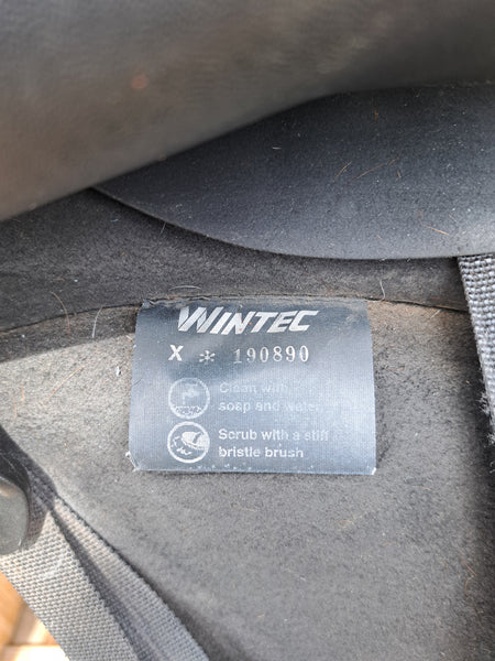 17" Wintec Pro Dressage Saddle