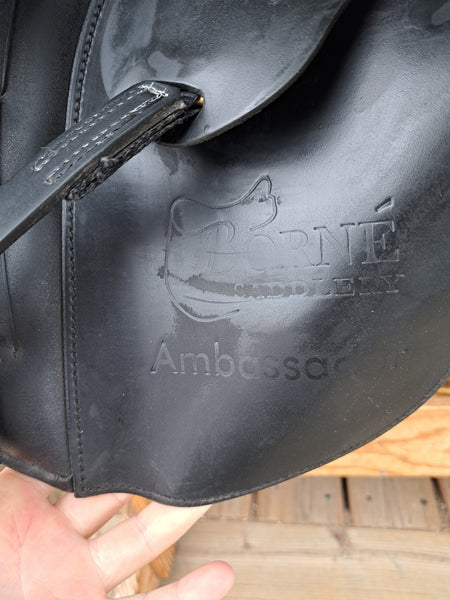 18" Borne Ambassador Dressage Saddle
