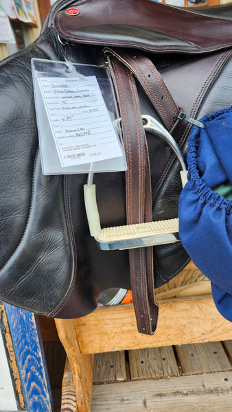 18" Courbette Vision Extra Jumping Saddle