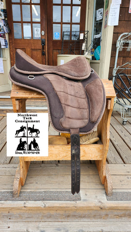 17" Treeless English Saddle