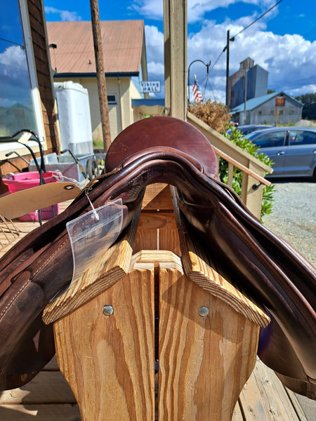 17" Collegiate All Purpose Saddle
