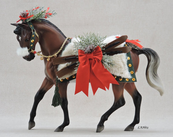 NEW Breyer Holiday Collection Apres Ski 2024