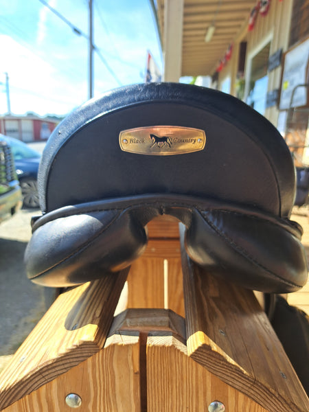17.5" Black Country Eloquence Dressage Saddle