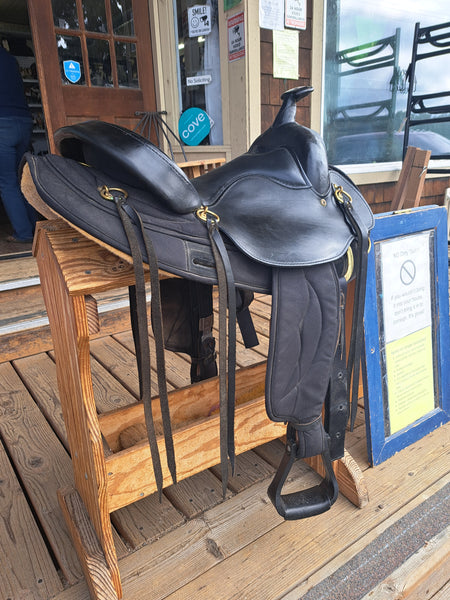 16" Big Horn Arabian Trail Saddle