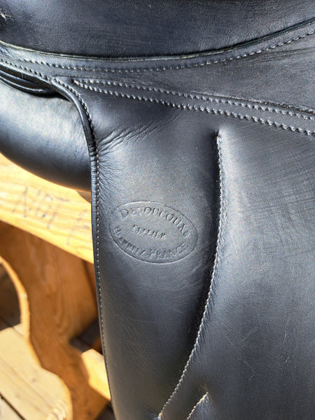 18" Devoucoux Mendia Monoflap Dressage Saddle