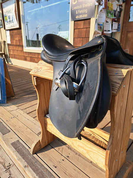 17" Wintec All Purpose English Saddle