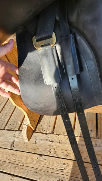 18" Parelli Fluidity General Purpose Saddle
