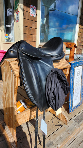 17.5" Greg Allan Custom Dressage Saddle