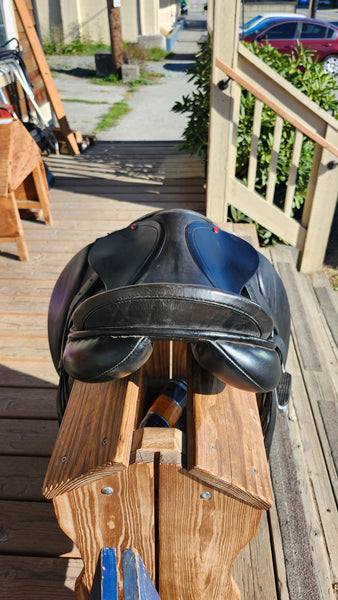 18" Duett Encore Dressage Saddle