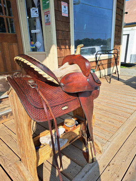 16" Barrel Racing Saddle