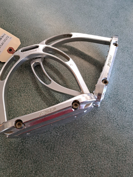 4.75" Jin Stirrup Irons