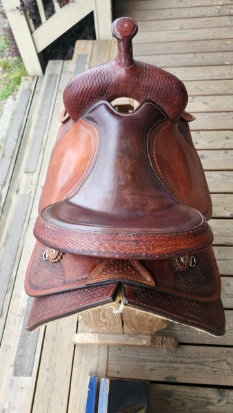 16" Crates Western Trail Saddle