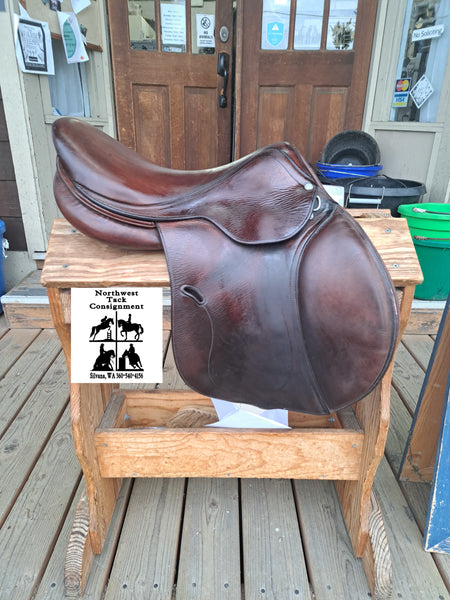 17" Antares Jump/Close Contact Saddle