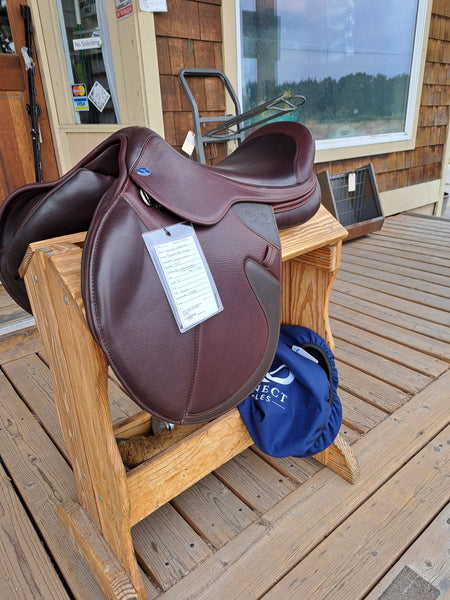 17.5" Connect Saddles Rialto SB Jump Saddle