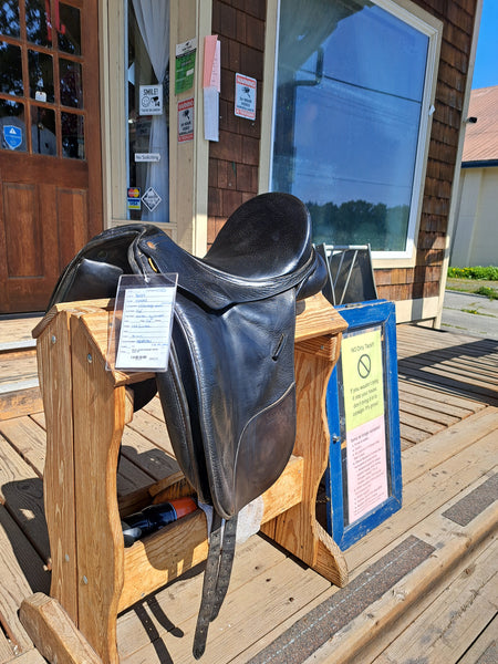 16" Bates Isabell Dressage Saddle