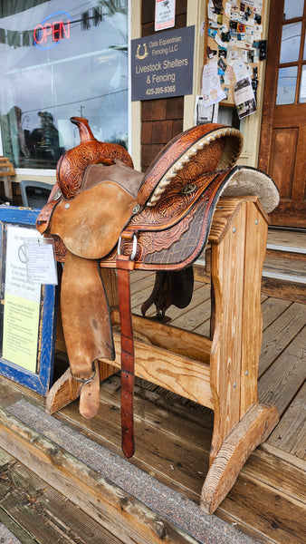 15" Circle Y High Horse Barrel Saddle