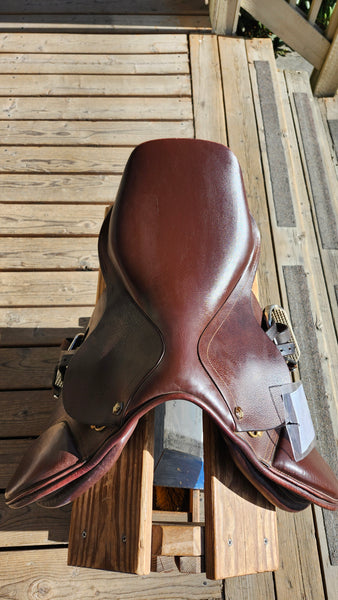 15.75" HDR Club Close Contact Jump Saddle