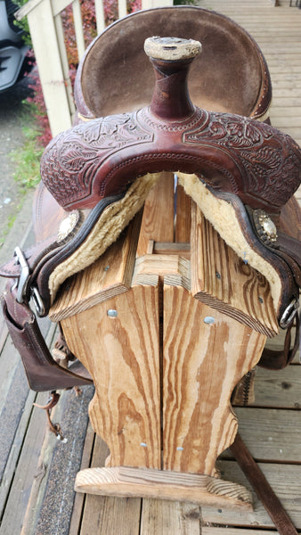 15" Martin All Around Saddle