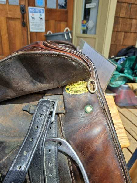 18" Kieffer Dressage Saddle