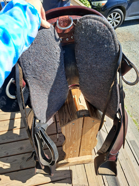ON TRIAL 15.5" Dixieland Endurance Light Rider Western Trail Saddle