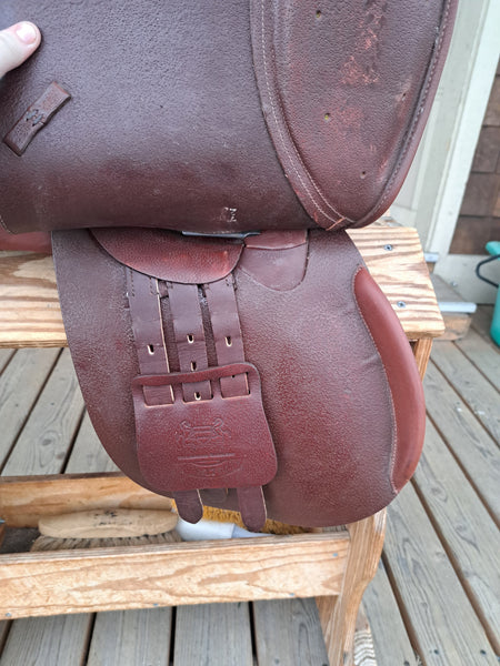 17" St. Lourdes Close Contact Saddle