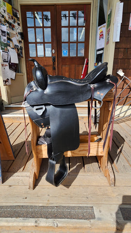 ON TRIAL 17" Tennessee Saddlery Johnny Cash Gaited Western Trail Saddle