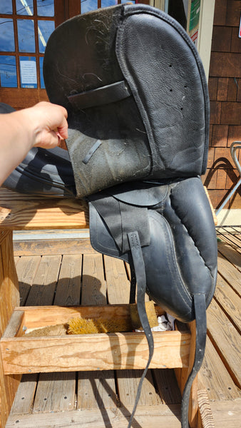 18" JRD Custom Dressage Saddle