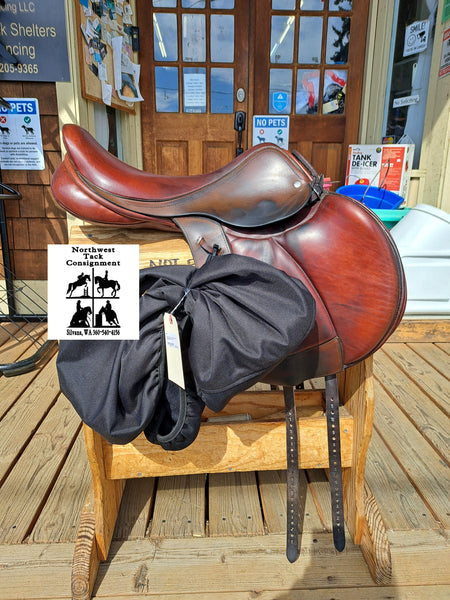 17.5" Custom Fleur De Lys Jump Saddle