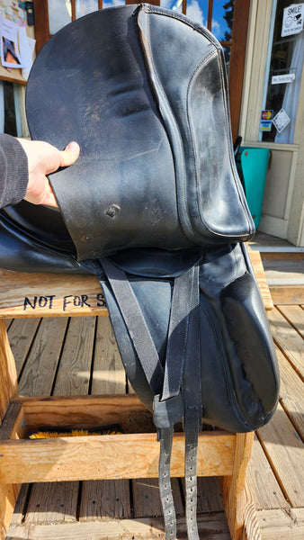 17" Anky Dressage Saddle