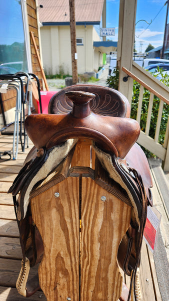 16" Simco Western saddle