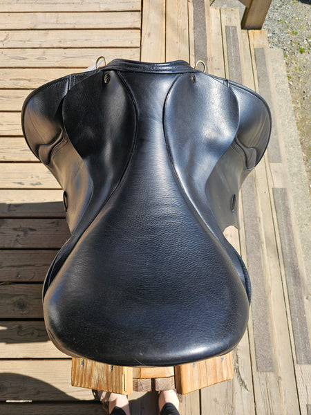 17.5" JRD Custom Dressage Saddle