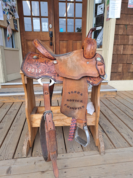 14" Corriente Trophy Barrel Saddle