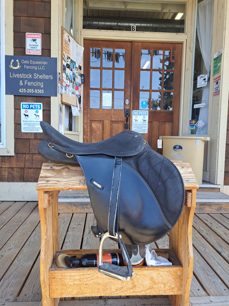 17" Wintec 2000 All Purpose English Saddle