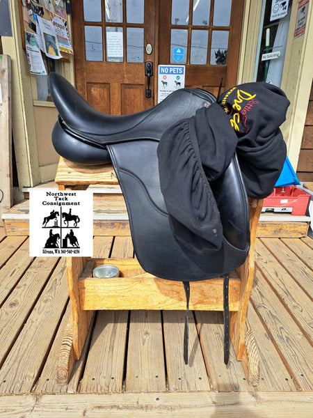 18" Sattlerei Dresch Dressage Saddle