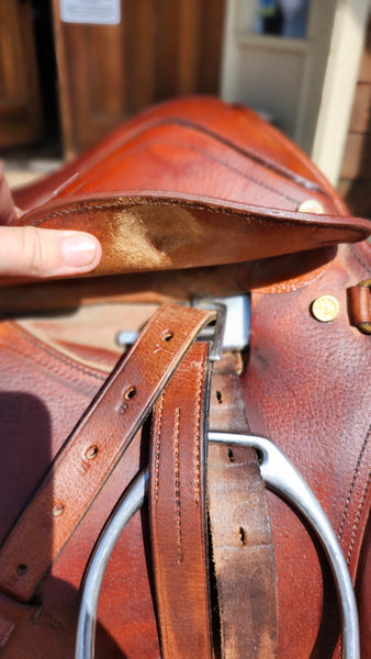 16.5" Pessoa Art Close Contact Saddle