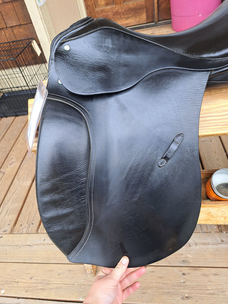 17.5" Passier Antares Dressage Saddle