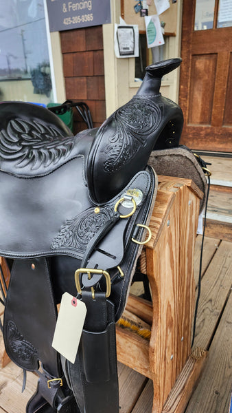 16.5" Tucker Meadow Creek Creek Western Trail Saddle