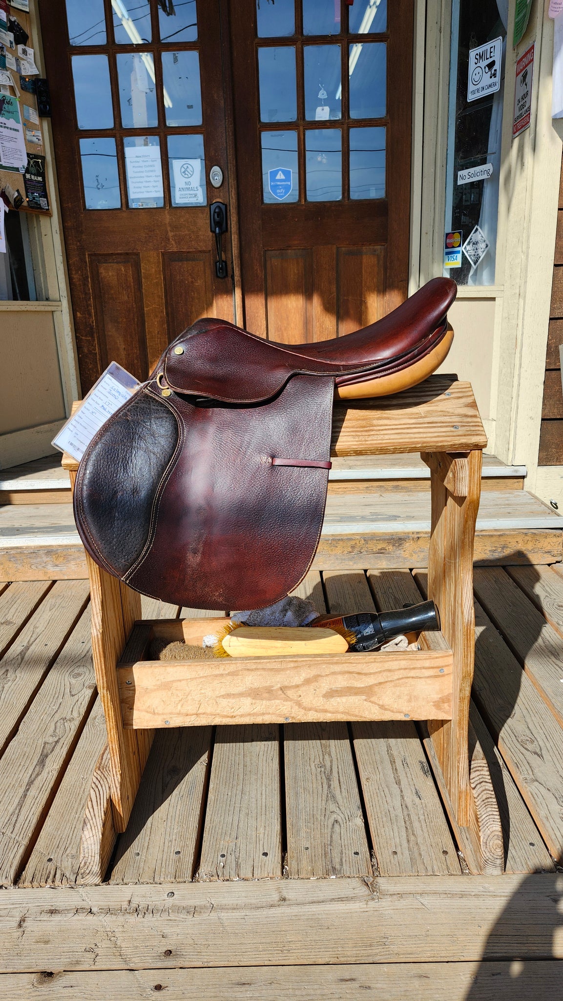 17" Collegiate Jump Saddle