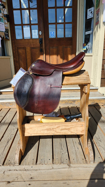 17" Collegiate Jump Saddle