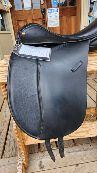 17" Carlyle Dressage Saddle