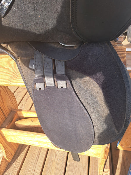 15" Wintec All Purpose Saddle