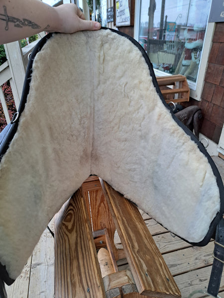 16" FreeForm SB Treeless Saddle