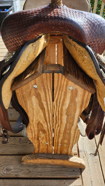 16" Double J Loftin Penner Saddle
