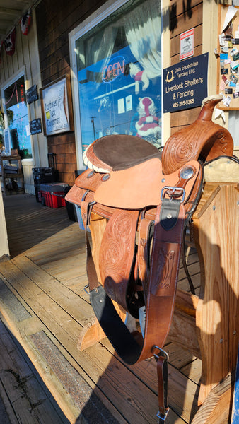 17" Double T Trail Saddle