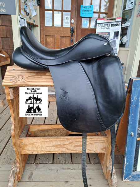 17" Custom Saddlery Steffen's Advantage Dressage Saddle