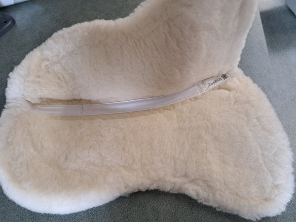 Mattes Fleece Half Pad W/ Bolsters