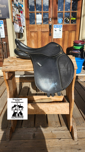 16.5" Wintec All Purpose English Saddle
