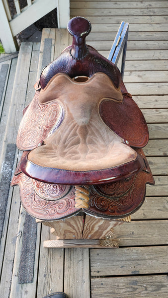 15" Action Company Round Skirt Western Saddle