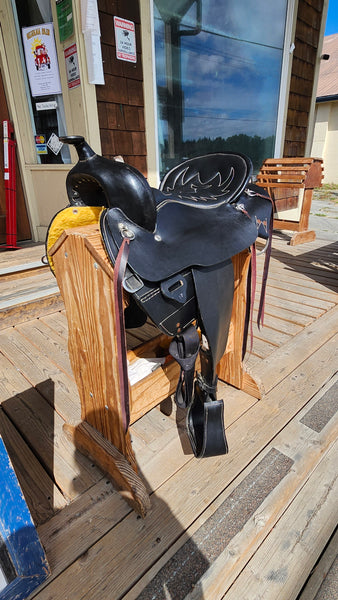 17" Tennessee Saddlery Johnny Cash Gaited Western Trail Saddle