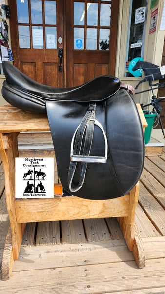 18.5" Frank Baines Matrix Dressage Saddle